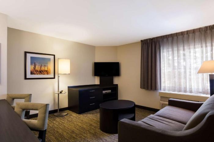 Sonesta Simply Suites St Louis Earth City Quarto foto