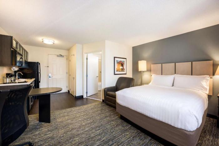 Sonesta Simply Suites St Louis Earth City Quarto foto
